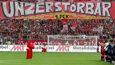 Kaiserslautern: Files for bankruptcy